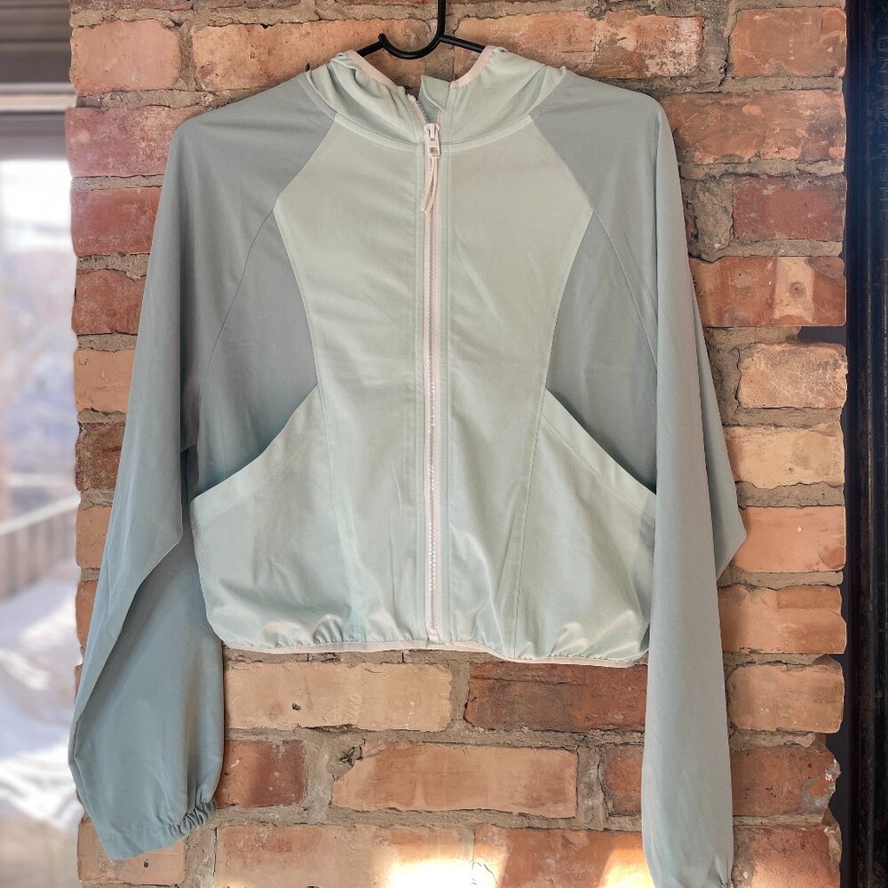 Athleta Girl Track Star Jacket - XL/14 - Dawn/Oasis Blue